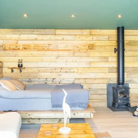 Self Contained Cabin, Firepit, Nr Mod Aztec, M5, M4 Bristol Exterior photo